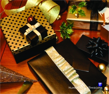 Luxury-Christmas-Gift-Wrapping_Grosvenor1